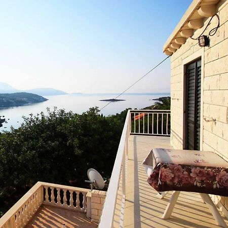 Diving Apartments Molunat Bagian luar foto