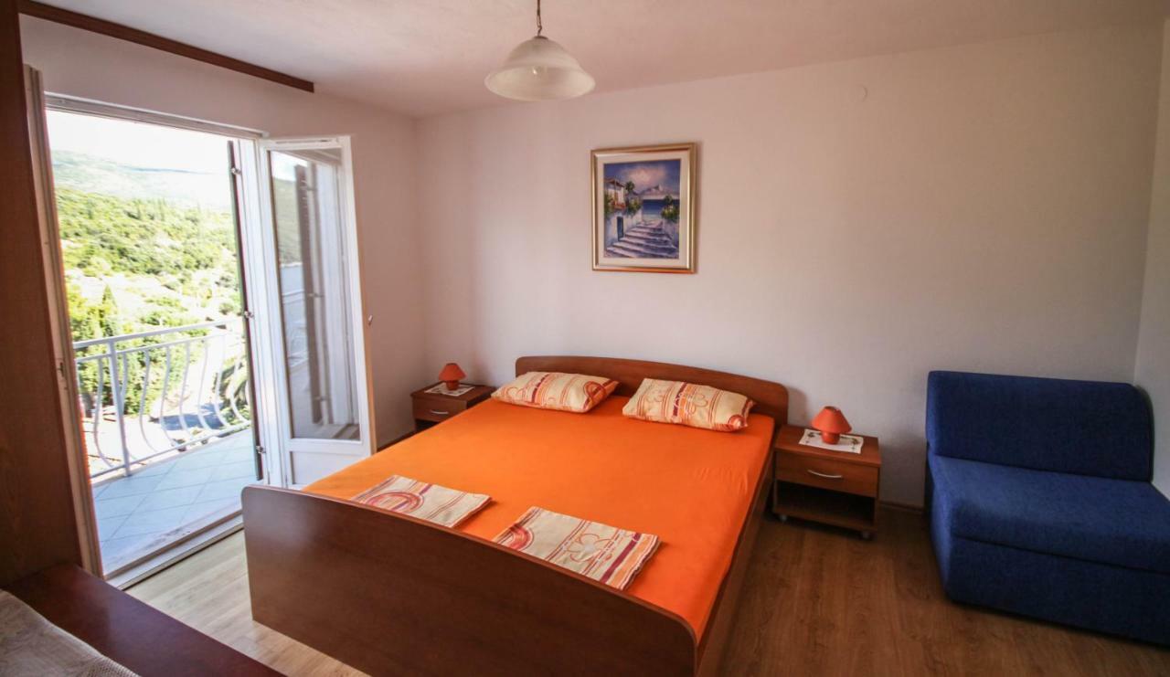 Diving Apartments Molunat Bagian luar foto