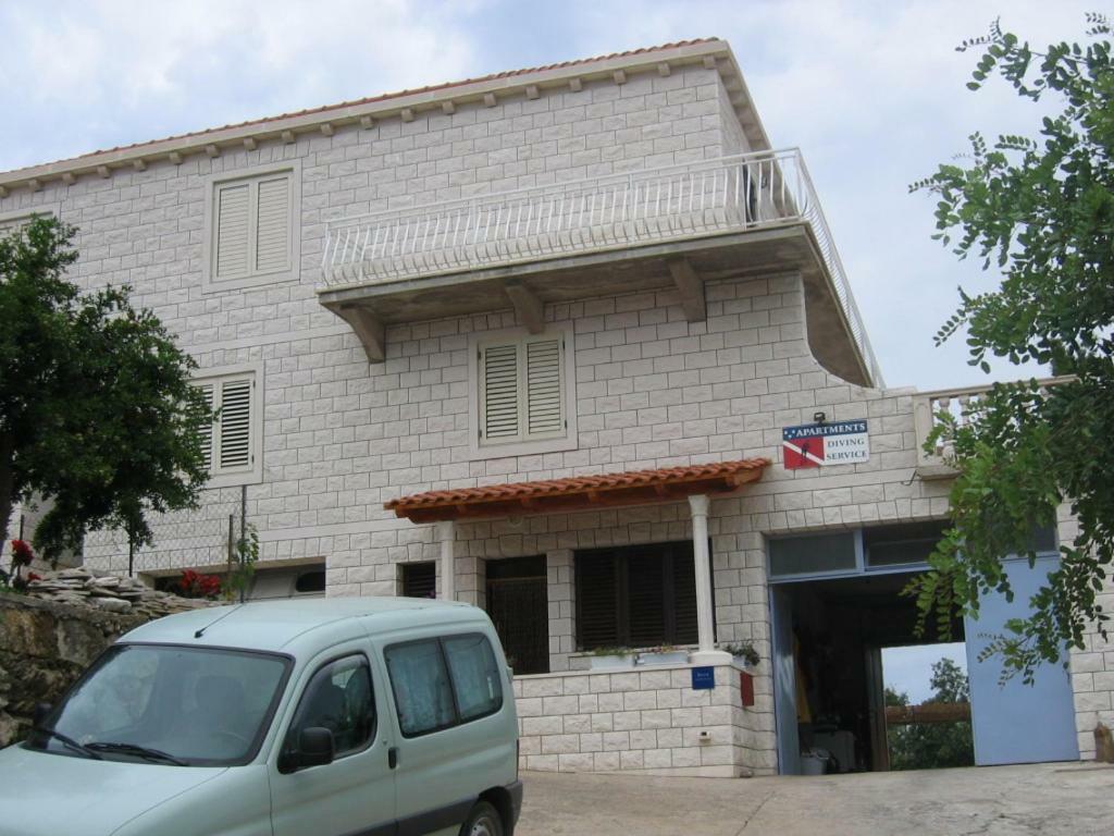 Diving Apartments Molunat Bagian luar foto